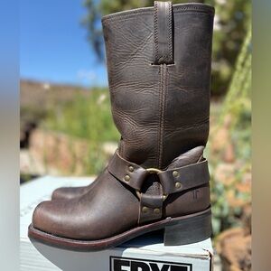 FRYE 🇺🇸 9.5 Woman 12R Harness Boots